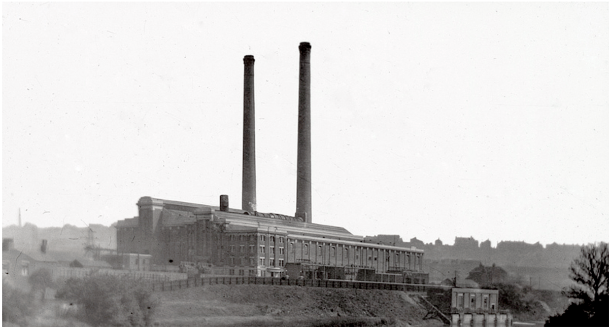 Radliffe power station which was fed by coal from the mine. © Heritage Photo Archive